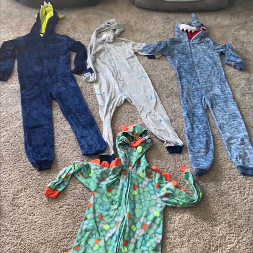 Lot of boys pajamas size 8